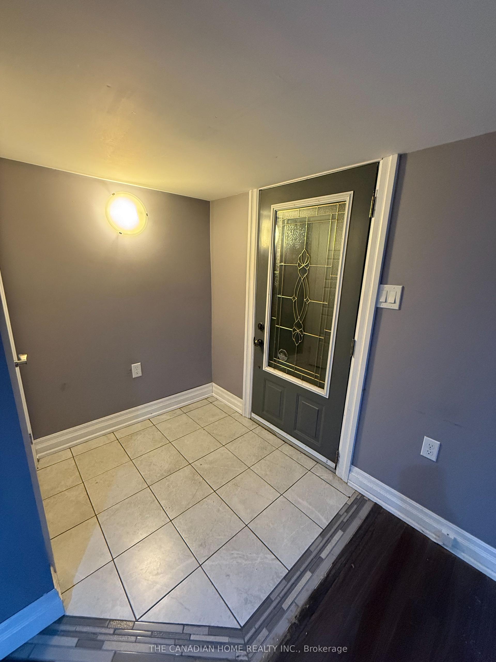 163 Dundas Street, Brantford — Detached for lease, photo 1