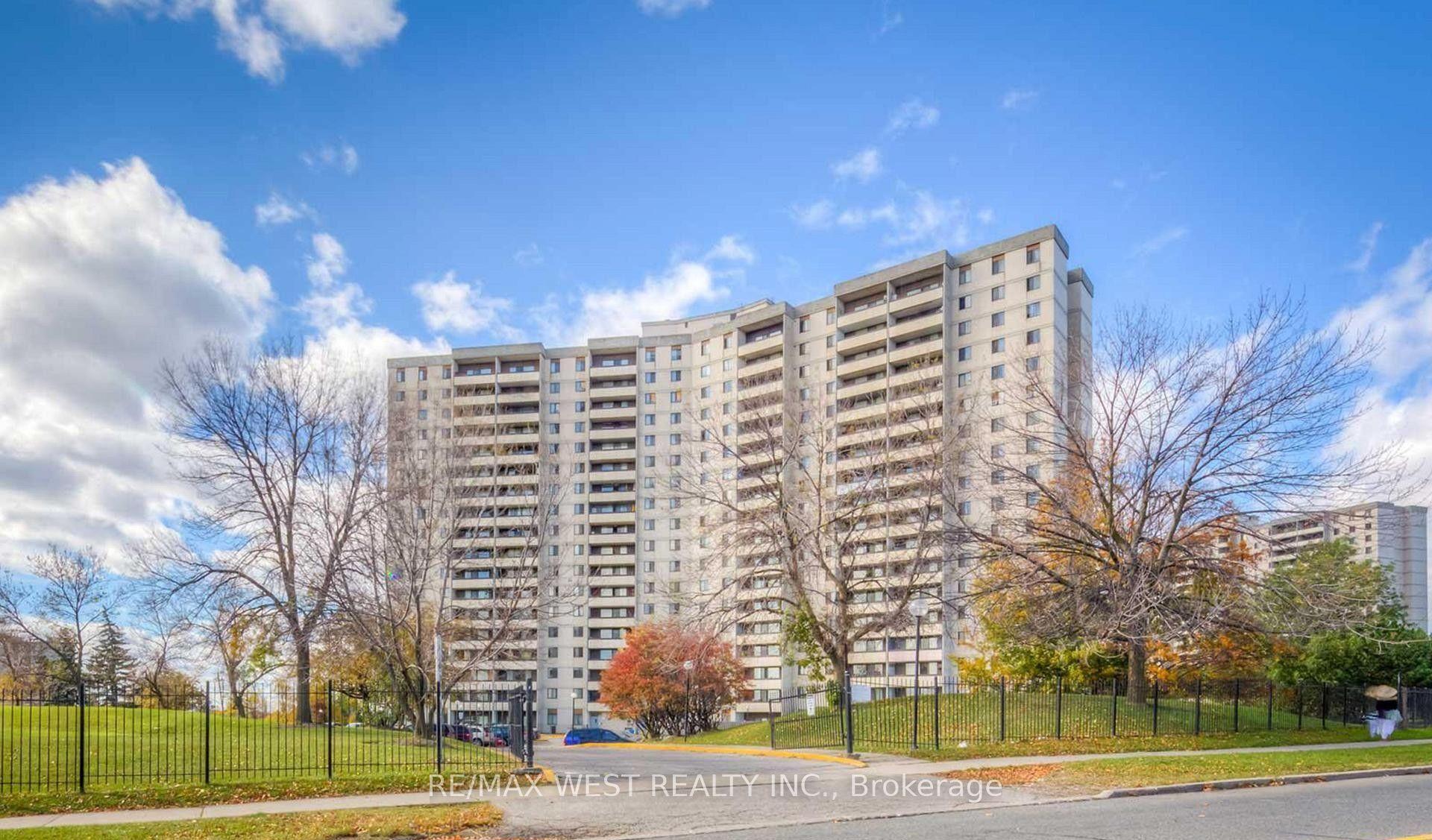 5 San Romano Way 1510 #1510, Toronto — Condo for sale, photo 1