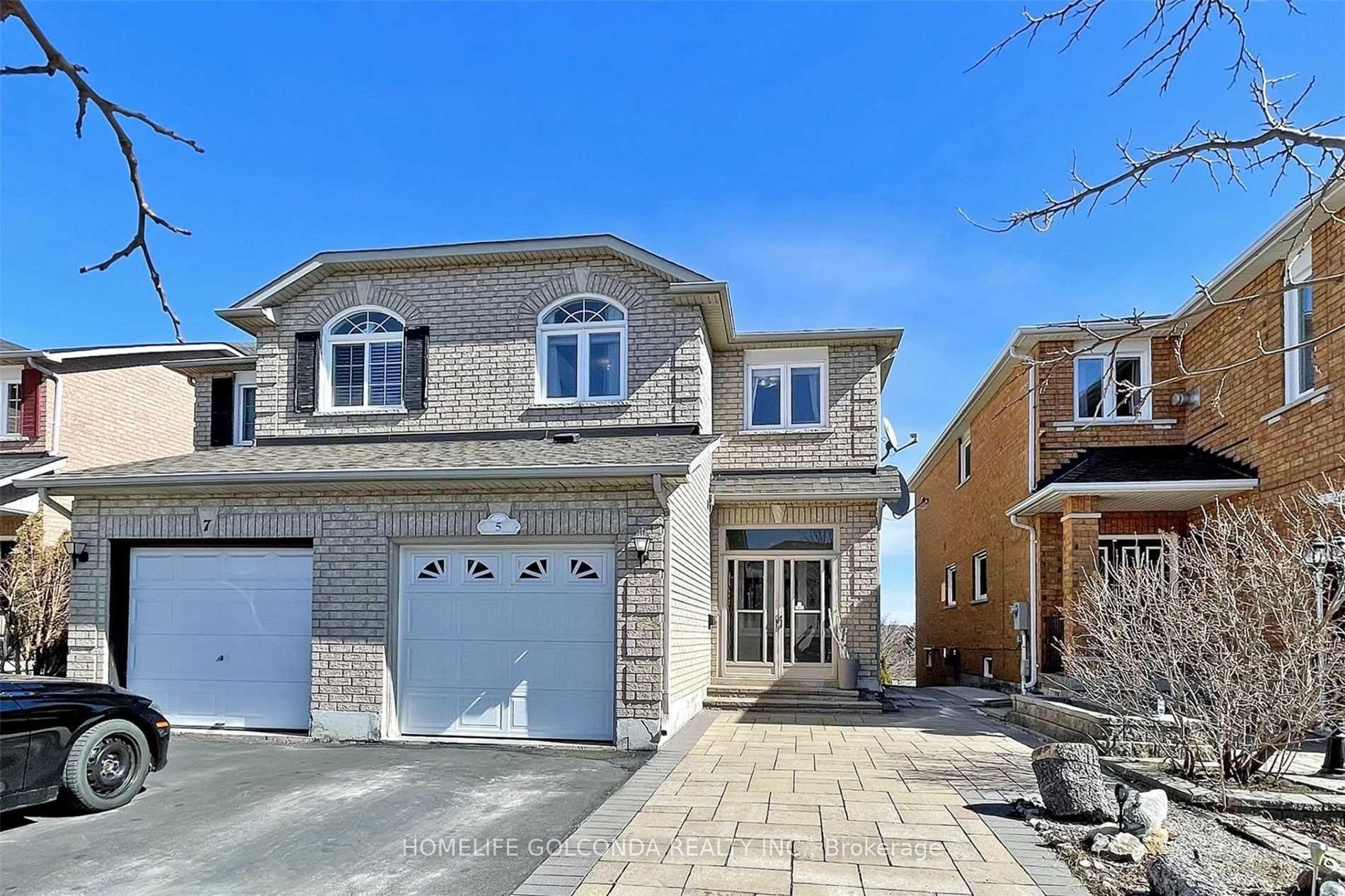 5 Bridlepath Street E, Richmond Hill — Semi-Detached for lease, photo 1