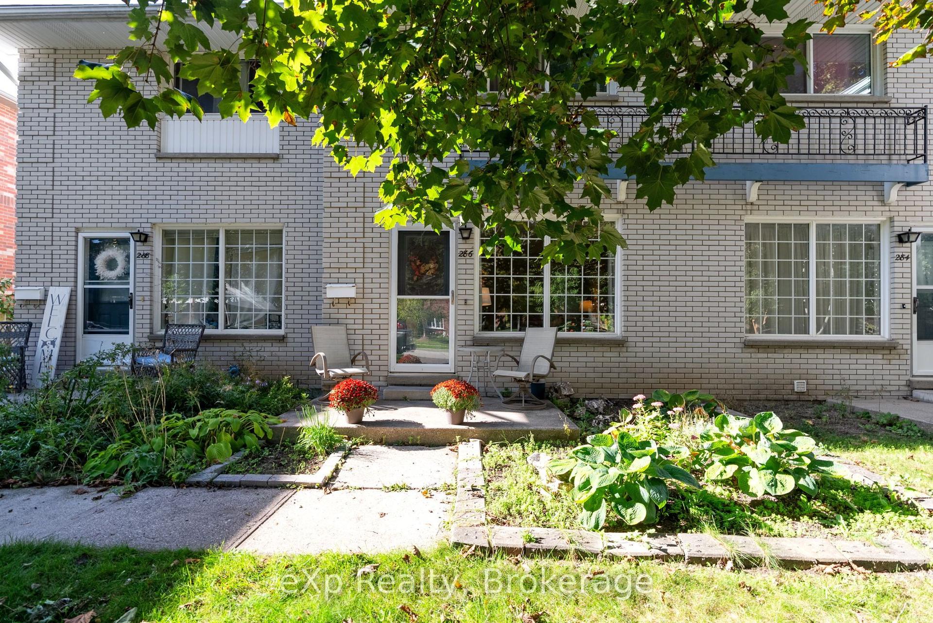 286 Dufferin Street, Stratford — Condo Town for sale, photo 1