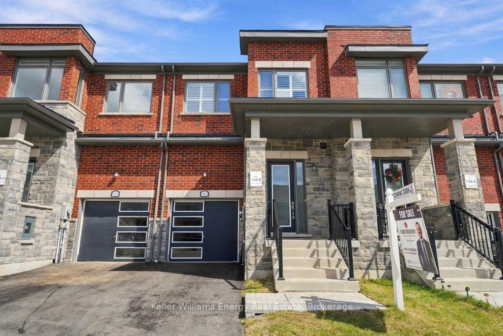 2013 Verne Bowen Street, Oshawa — Townhouse for sale, photo 1