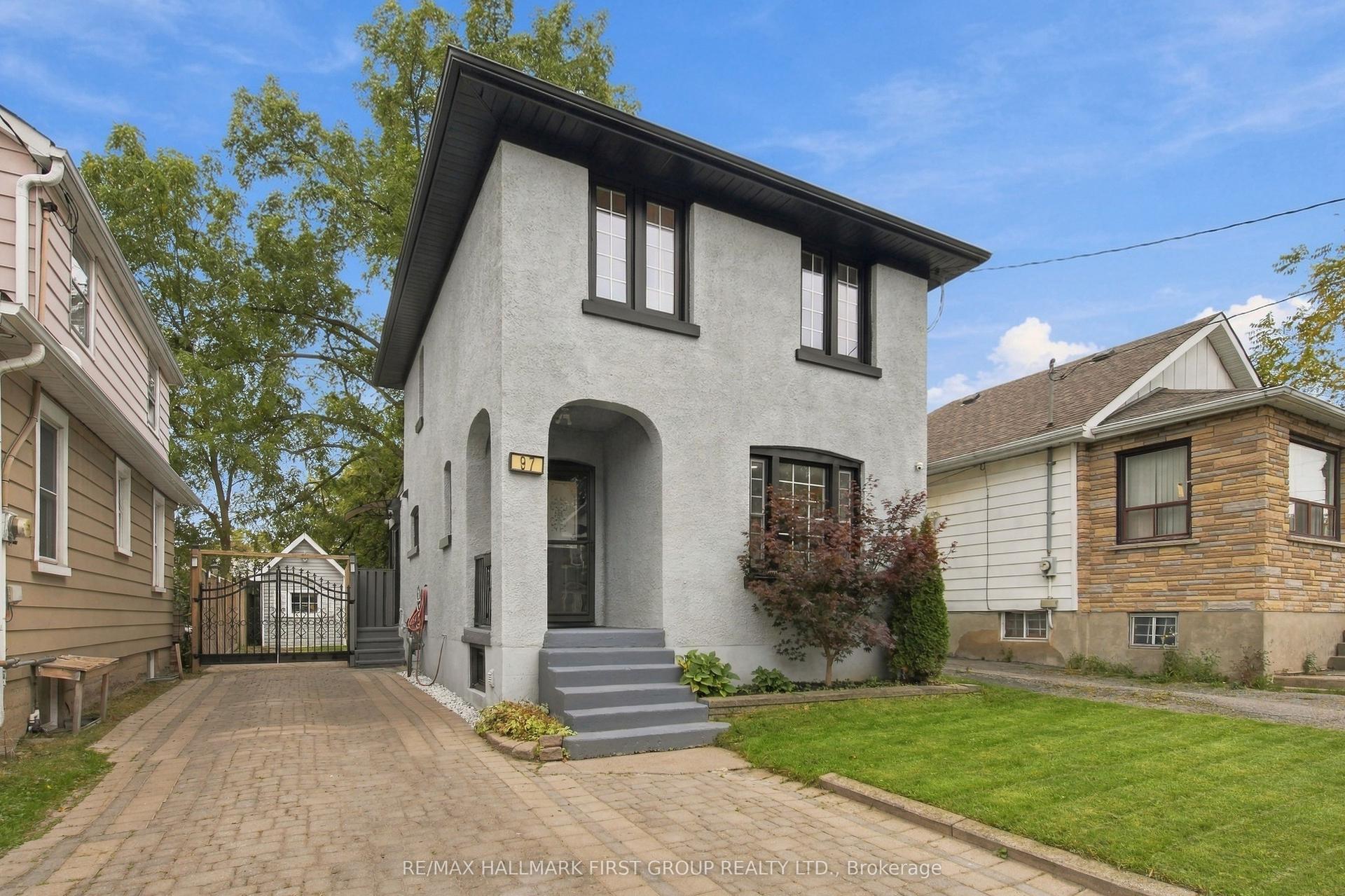 97 Olive Avenue, Oshawa — Detached for sale, photo 1