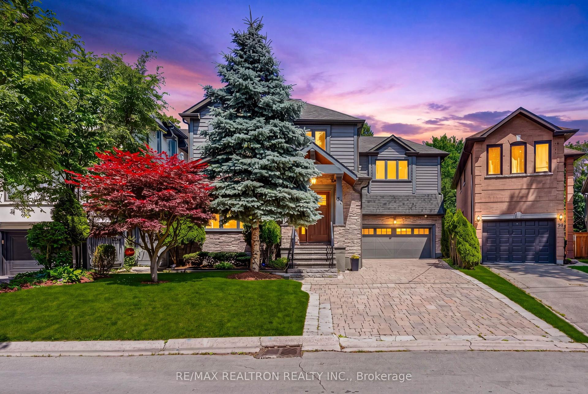 37 Stuart Crescent, Toronto — Detached for sale, photo 1