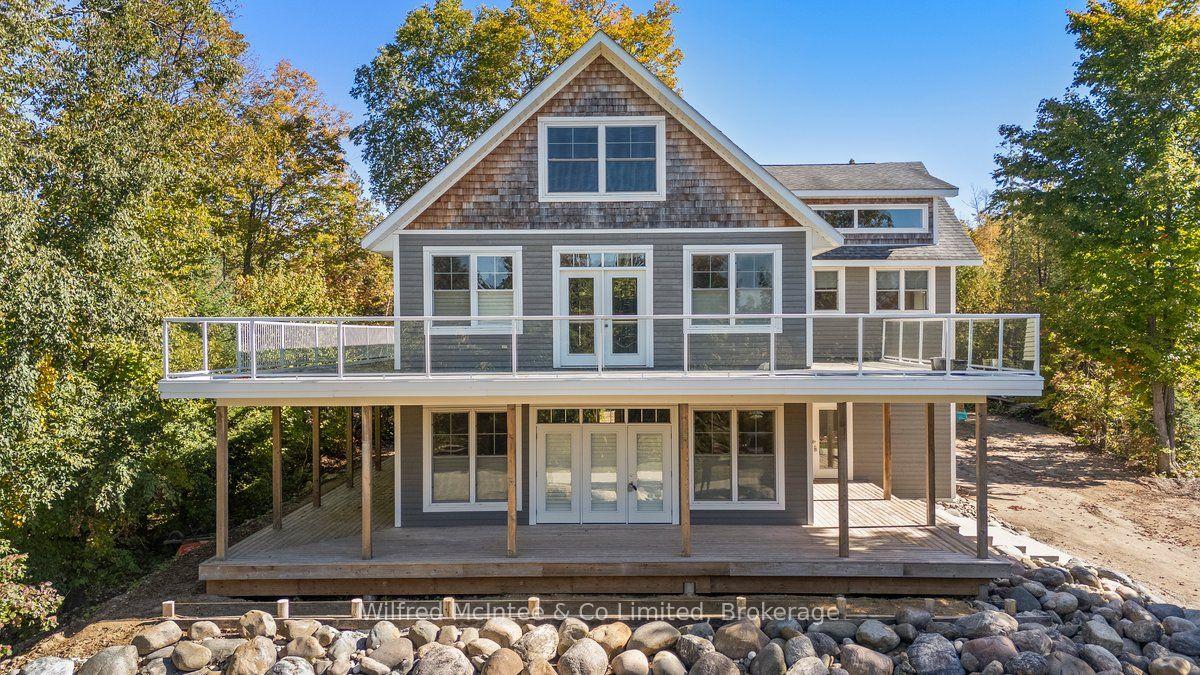545 Eckford Avenue — photo 1