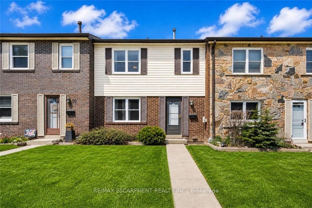 2825 Gananoque Drive 11 #11 — photo 1