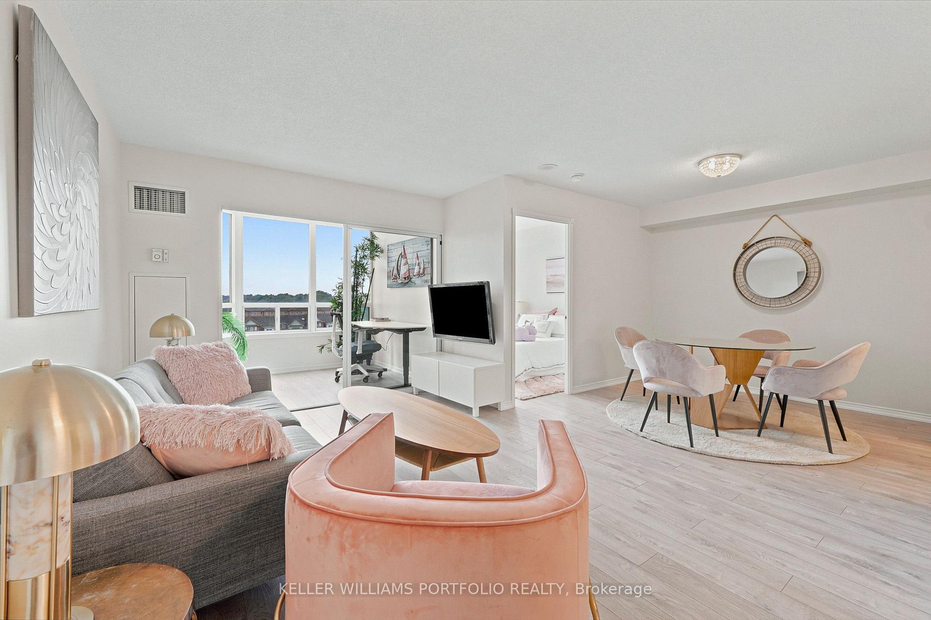 135 Hillcrest Avenue 605 #605, Mississauga — Condo for sale, photo 1