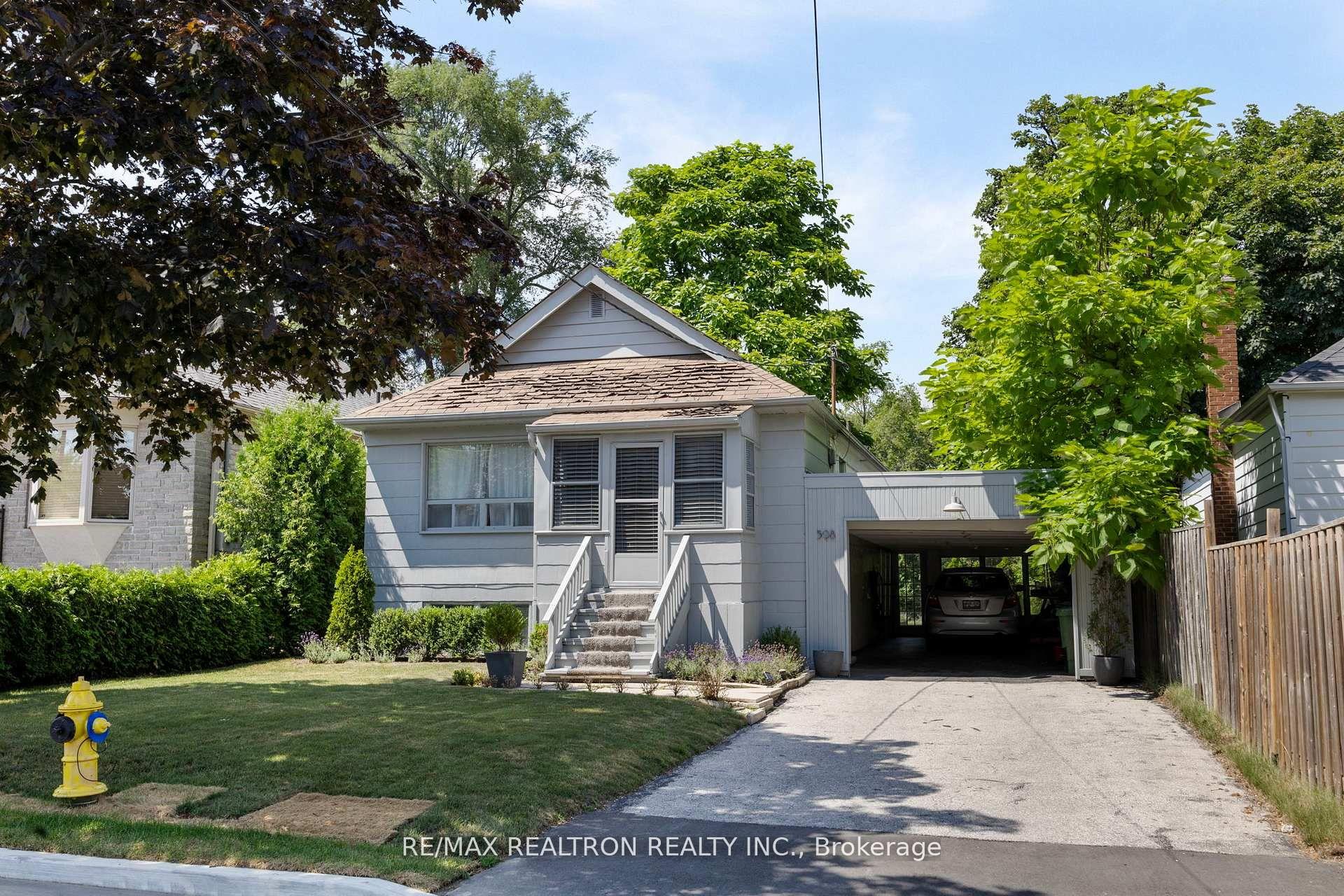 598 Coldstream Avenue — photo 1