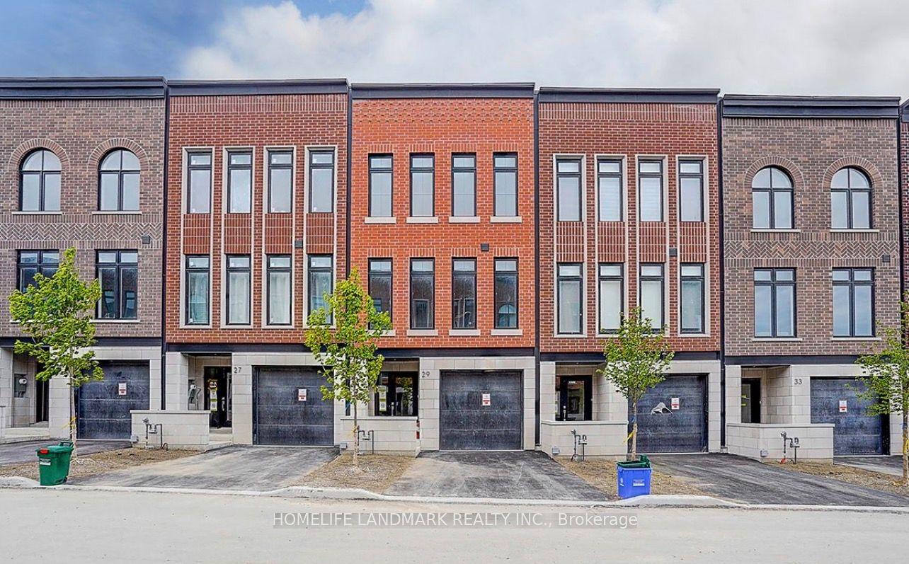 29 Chestnut Court, Aurora — Townhouse for sale, photo 1