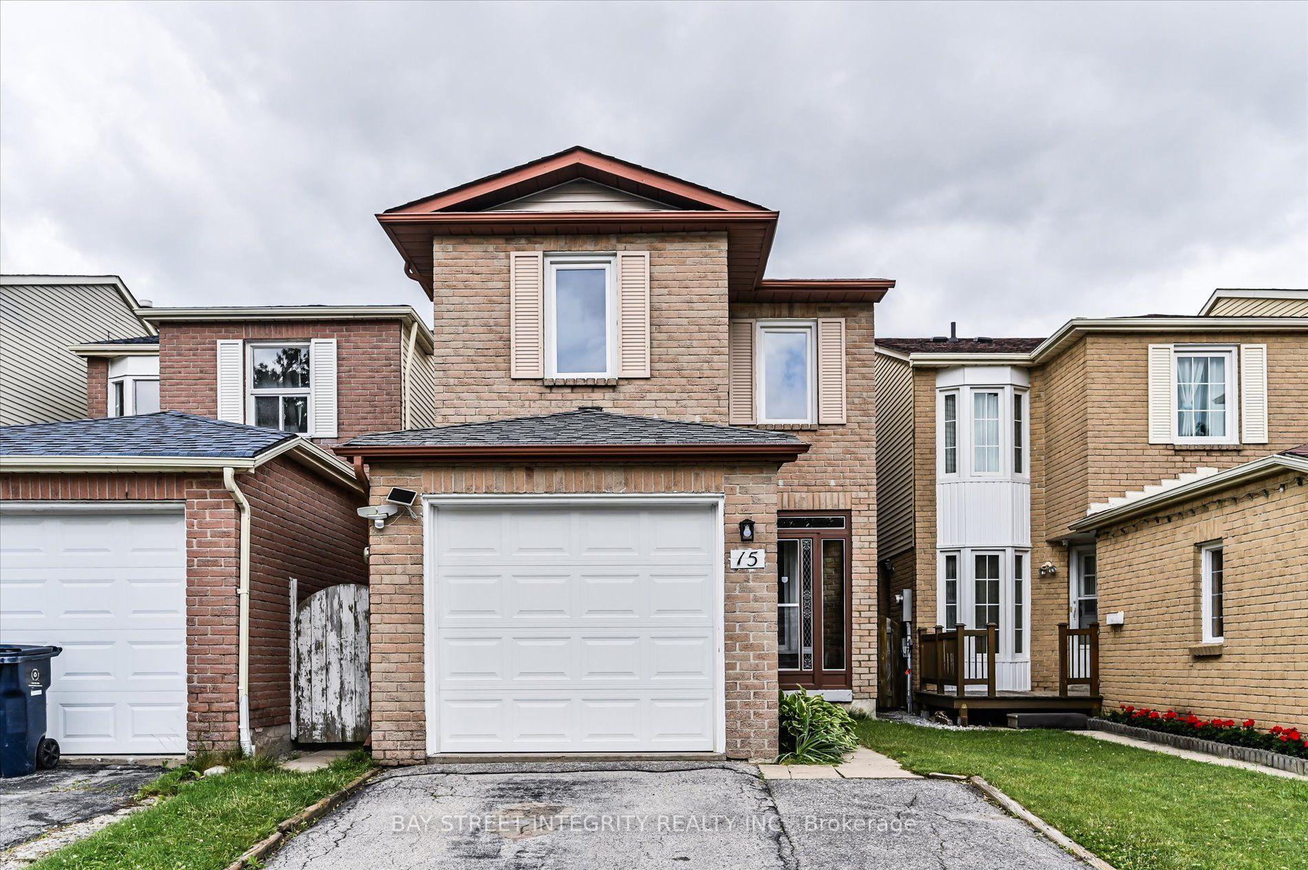 15 Huntsmill Boulevard — photo 1