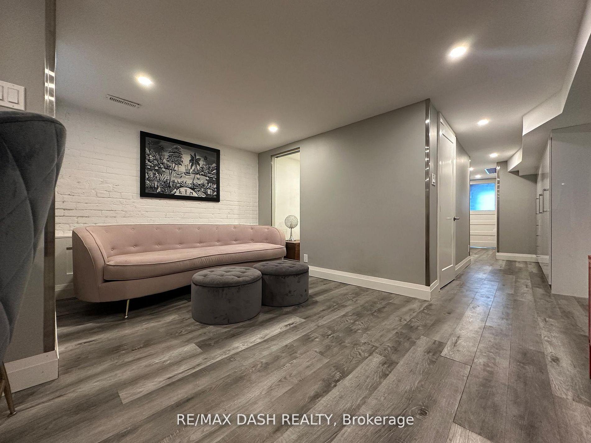 725 Palmerston Avenue W BSMT #BSMT, Toronto — Semi-Detached for lease, photo 1