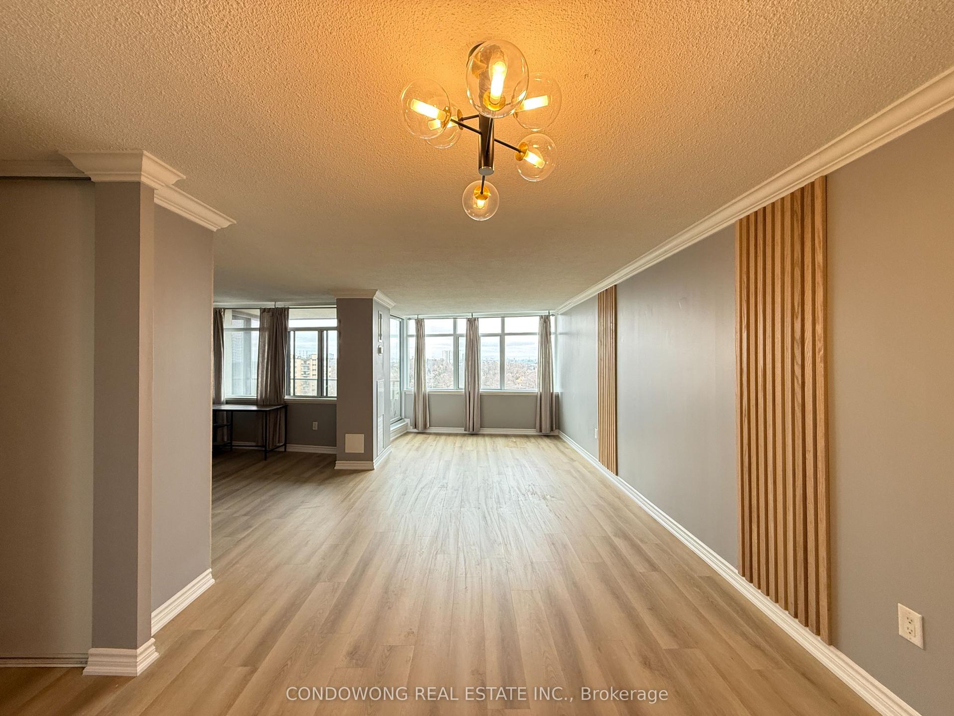 3100 Kirwin Avenue 1007 #1007 — photo 1