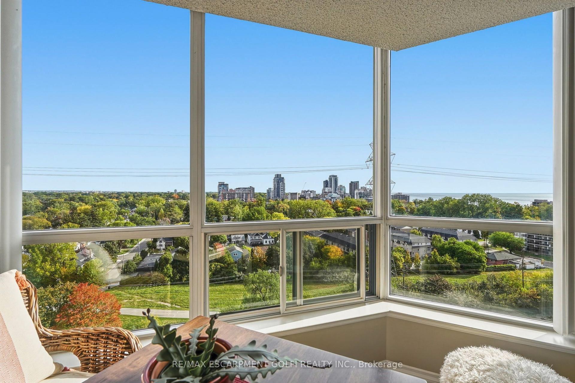 1276 Maple Crossing Boulevard 1406 #1406, Burlington — Condo for sale, photo 1