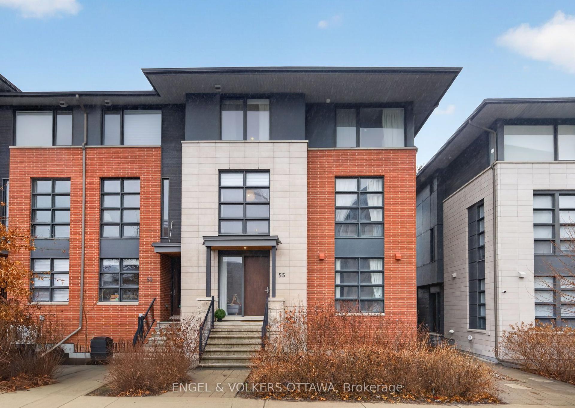 55 Oblats Avenue — photo 1