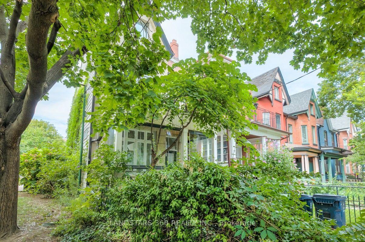 196 Brunswick Avenue, Toronto — Detached for sale, photo 1