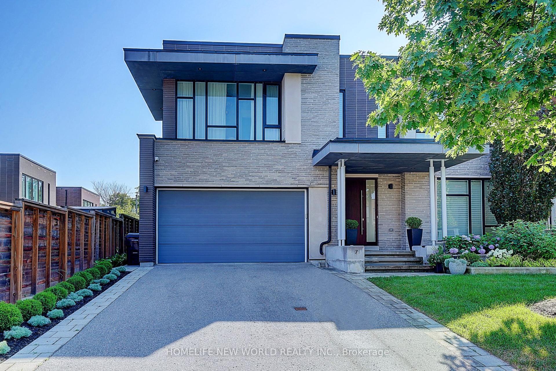 7 Valliere Place W, Toronto — Detached for sale, photo 1