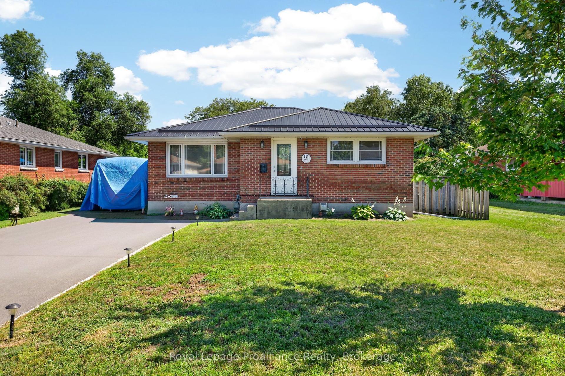 81 Crestview Avenue, Belleville — Detached for sale, photo 1