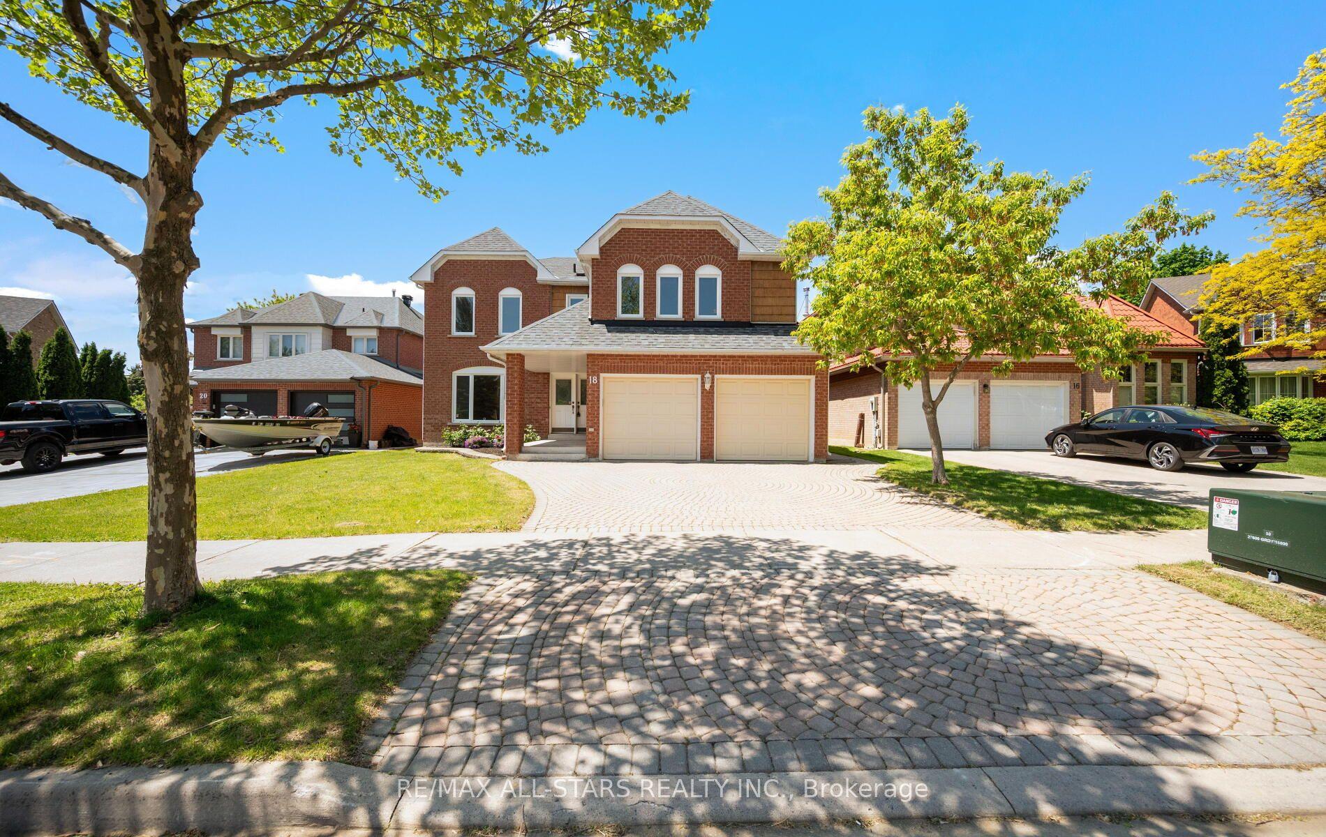 18 Lismer Court — photo 1