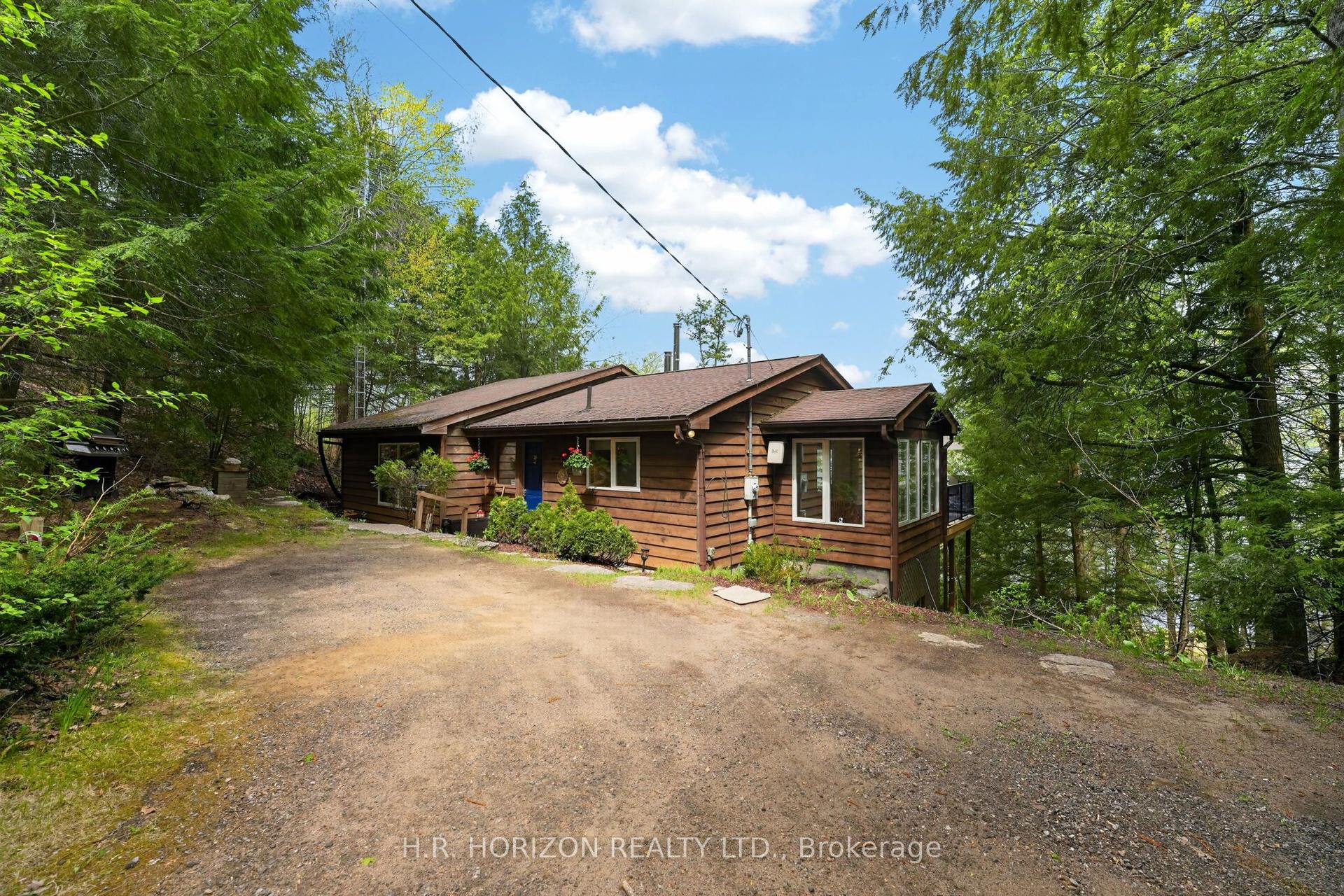 1029 Starlight Road — photo 1