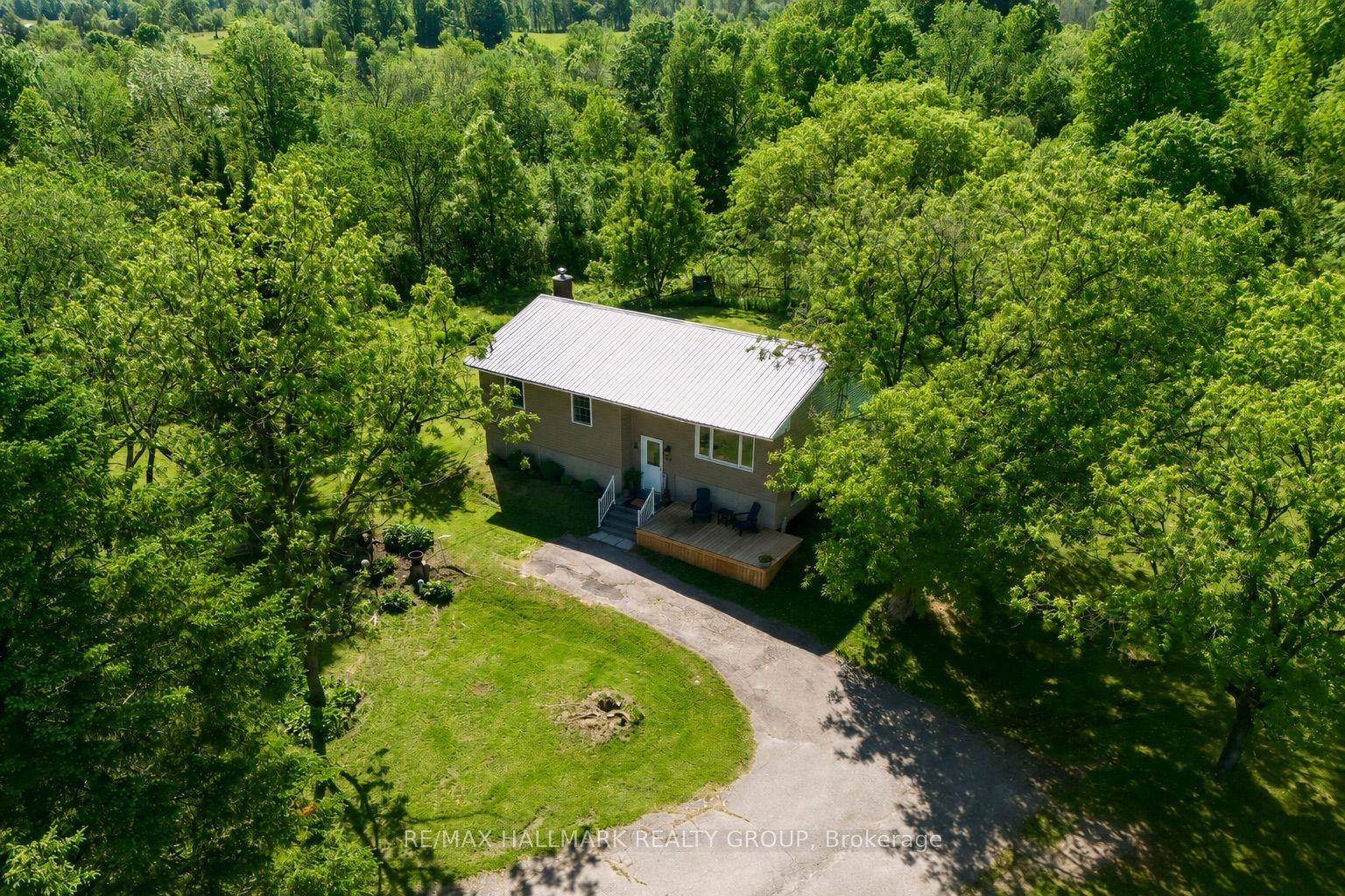 237 County Road 42 Road, Leeds and the Thousand Islands — Detached for sale, photo 1