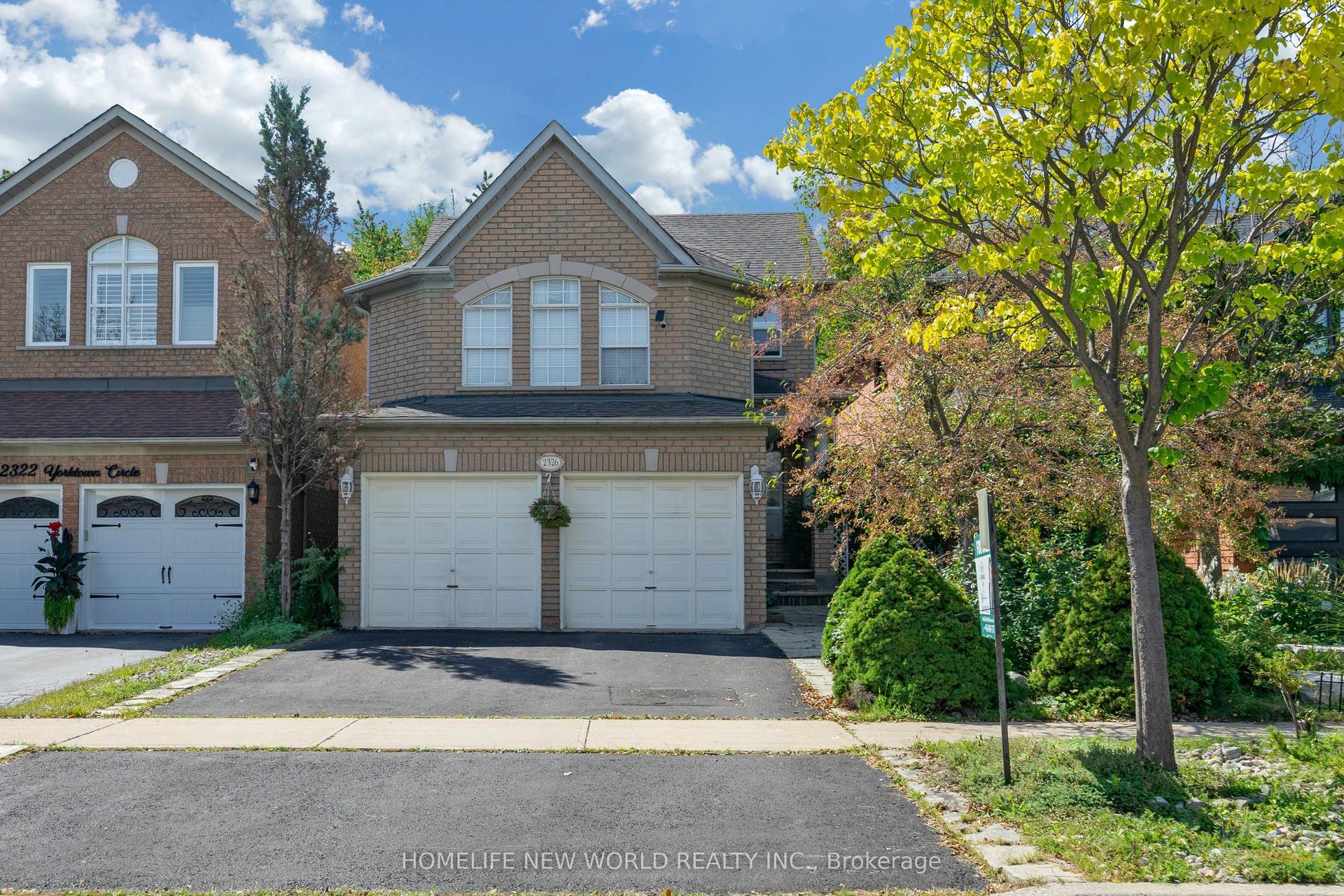 2326 Yorktown Circle, Mississauga — Detached for sale, photo 1
