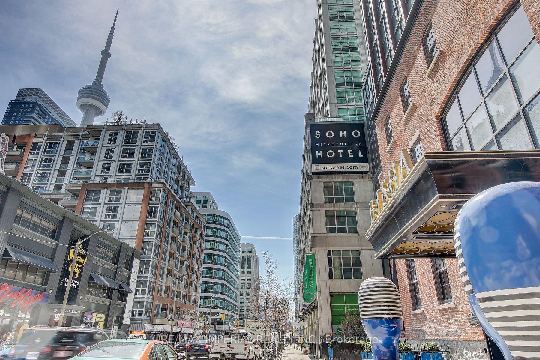 88 Blue Jays Way 3508 #3508 — photo 1