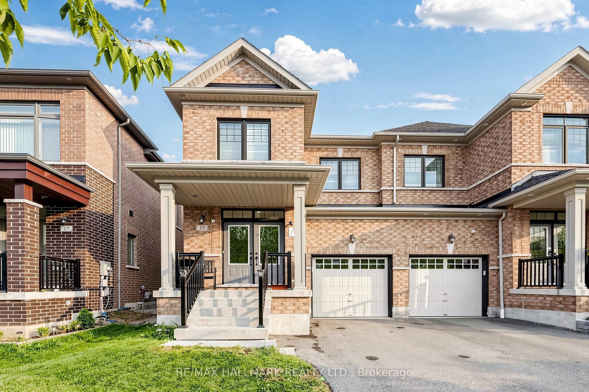 19 conarty Crescent, Whitby — Semi-Detached for sale, photo 1