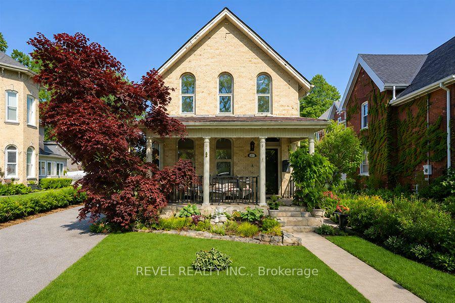 11 Chestnut Avenue — photo 1