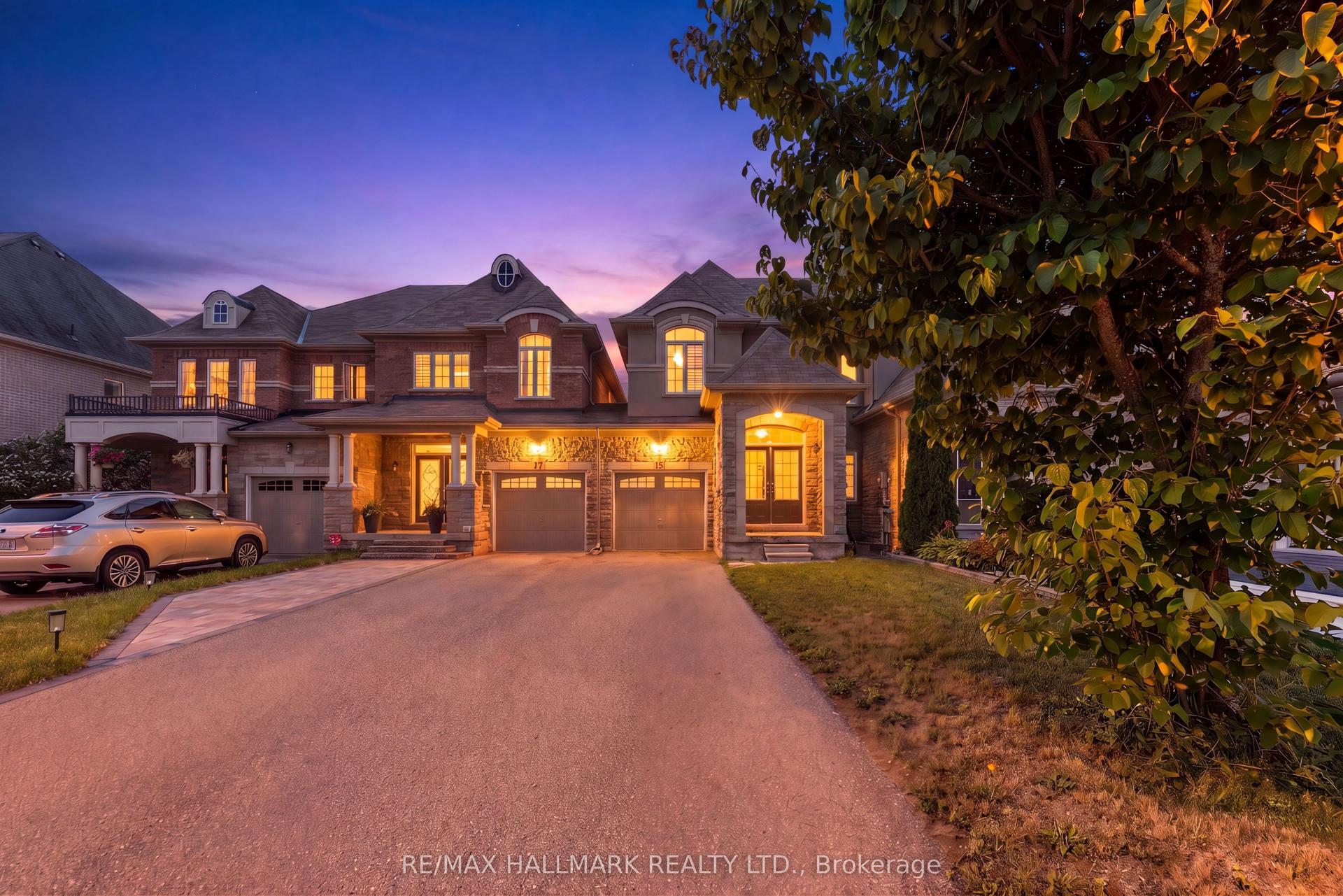 15 Gamble Glen Crescent, Richmond Hill — Townhouse for sale, photo 1