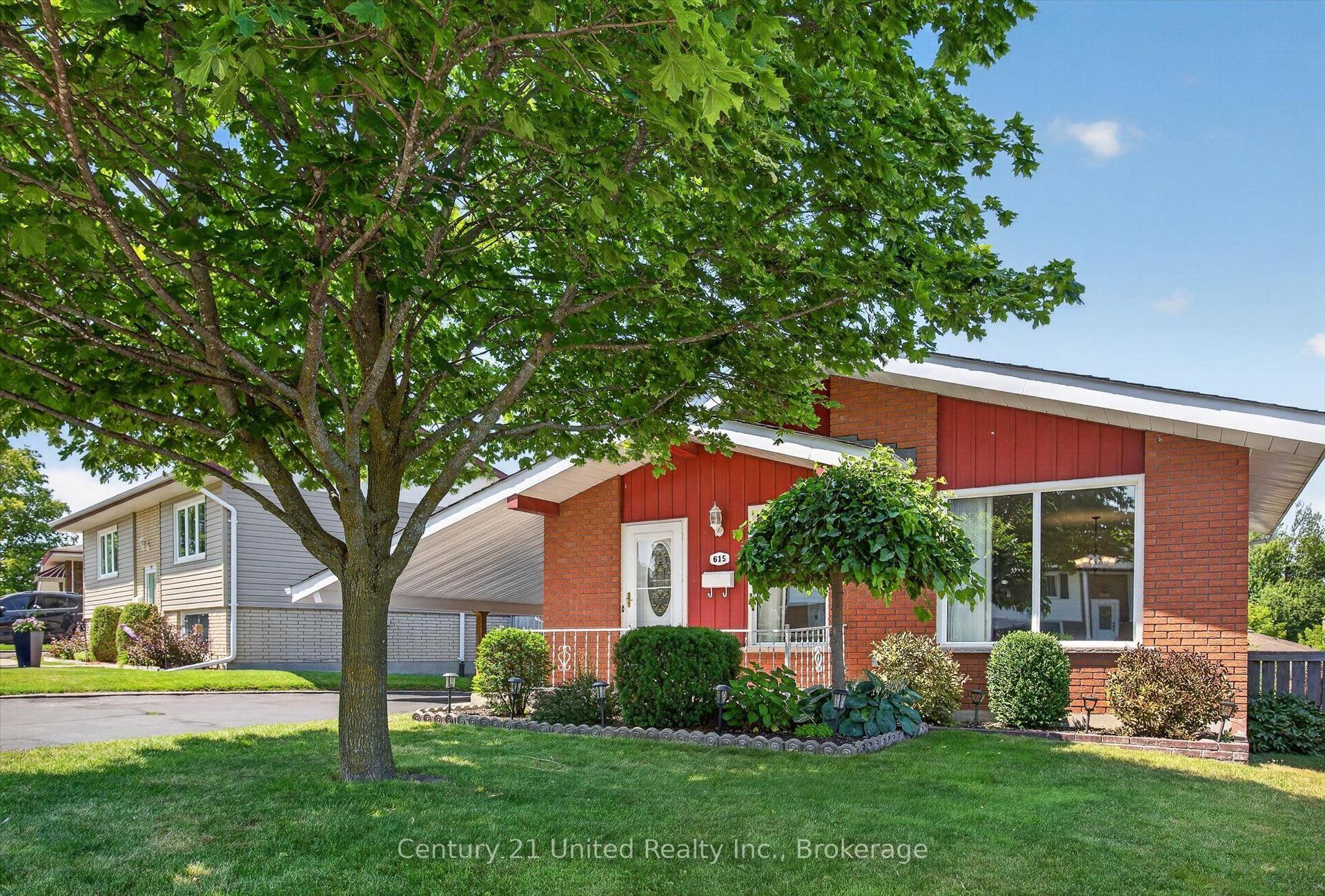 615 Saugeen Crescent, Peterborough — Detached for sale, photo 1