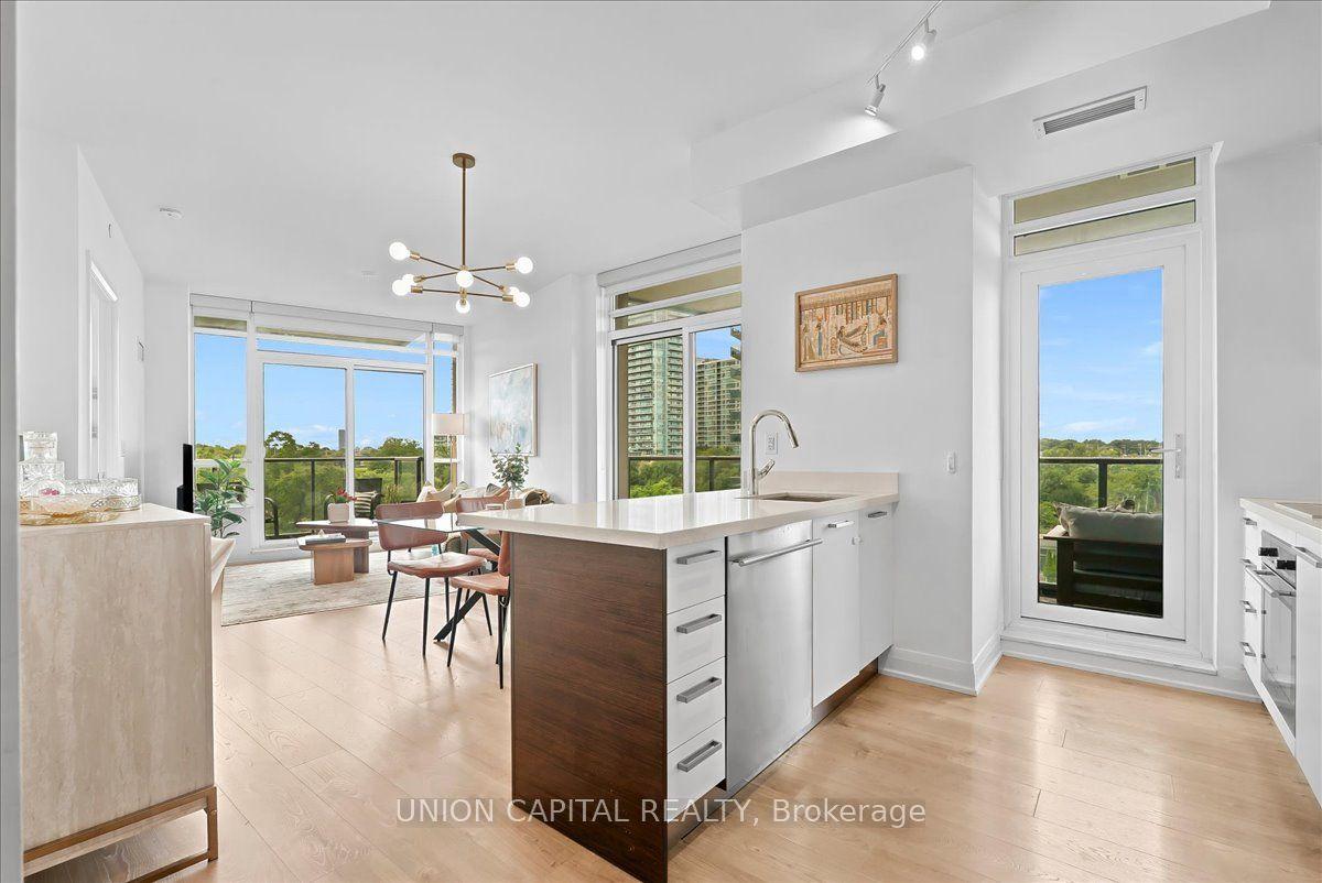36 Park Lawn Road 505 #505, Toronto — Condo for sale, photo 1