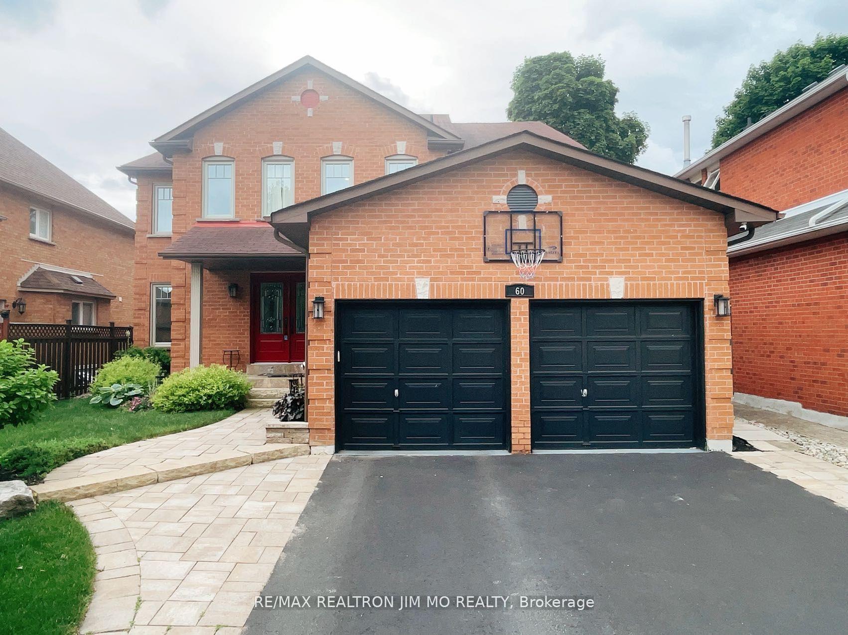 60 Silverbirch Place, Whitby — Detached for lease, photo 1