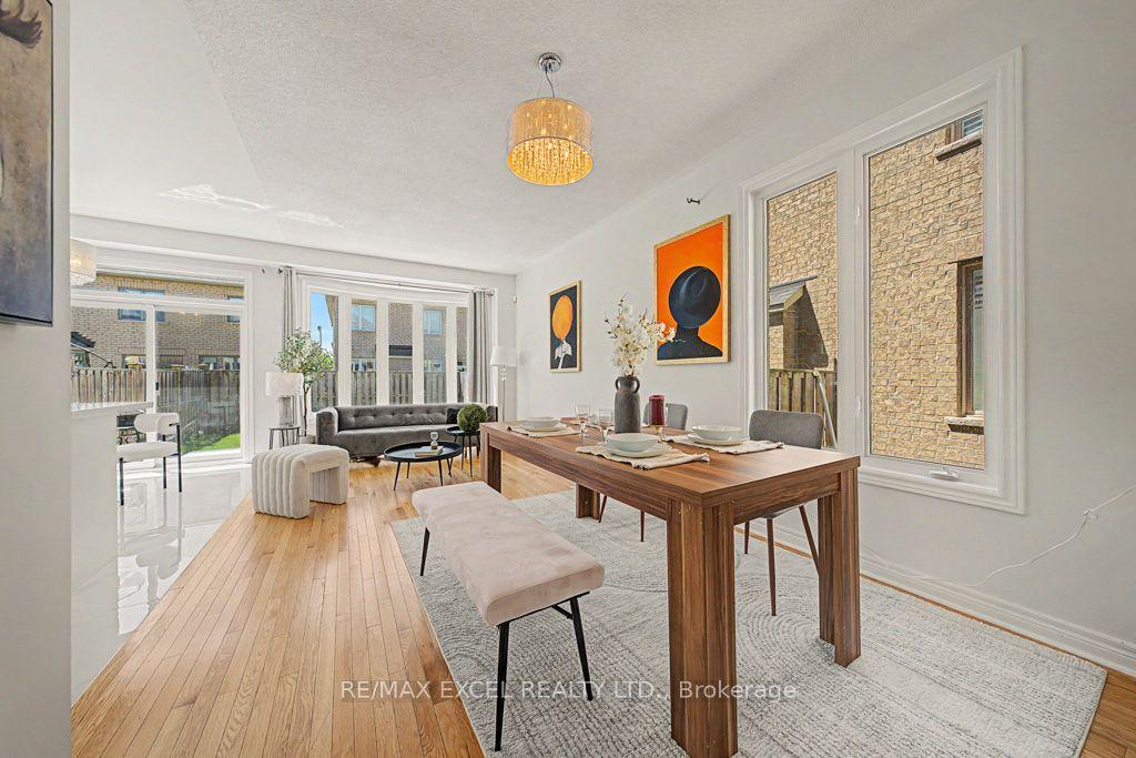33 Brown Lane, Whitchurch-Stouffville — Semi-Detached for sale, photo 1