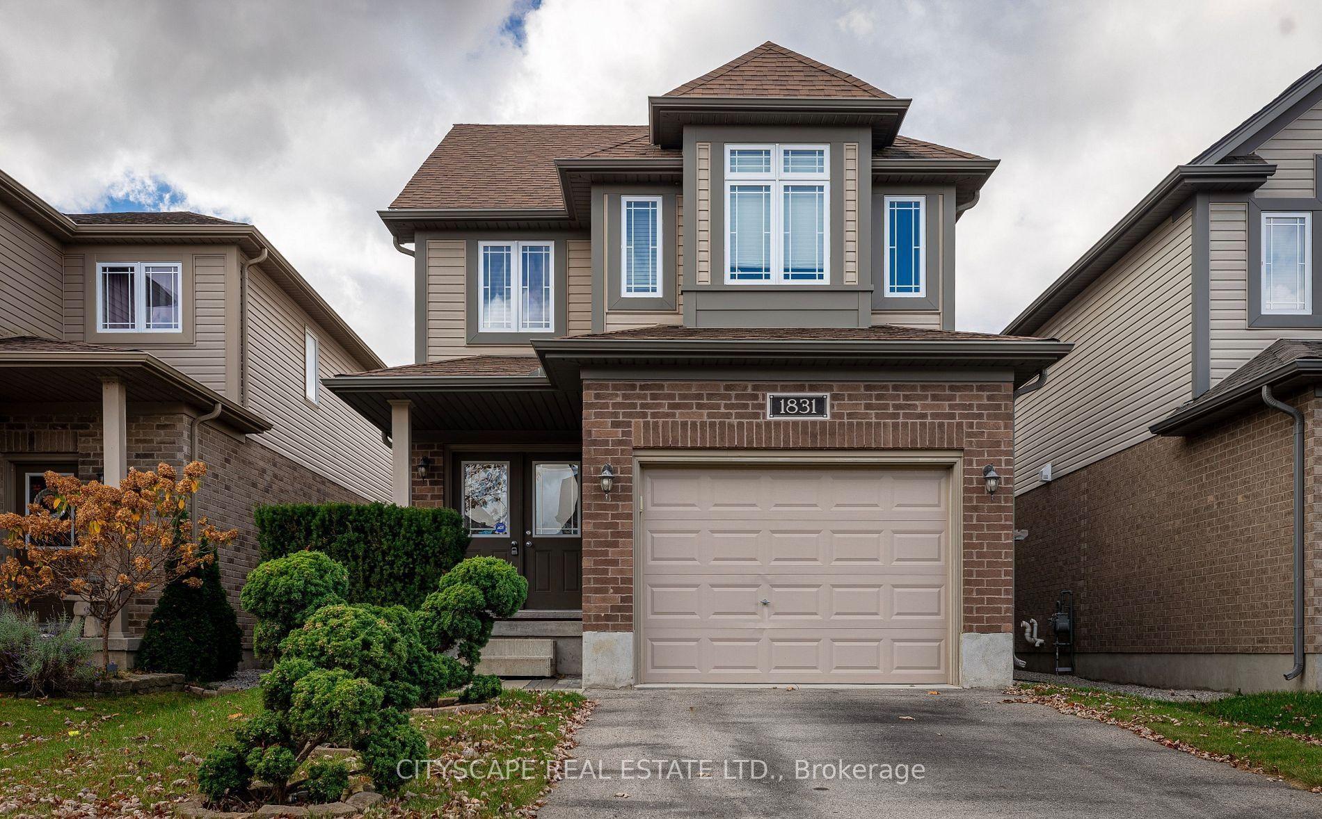 1831 Reilly Walk, London North — Detached for lease, photo 1