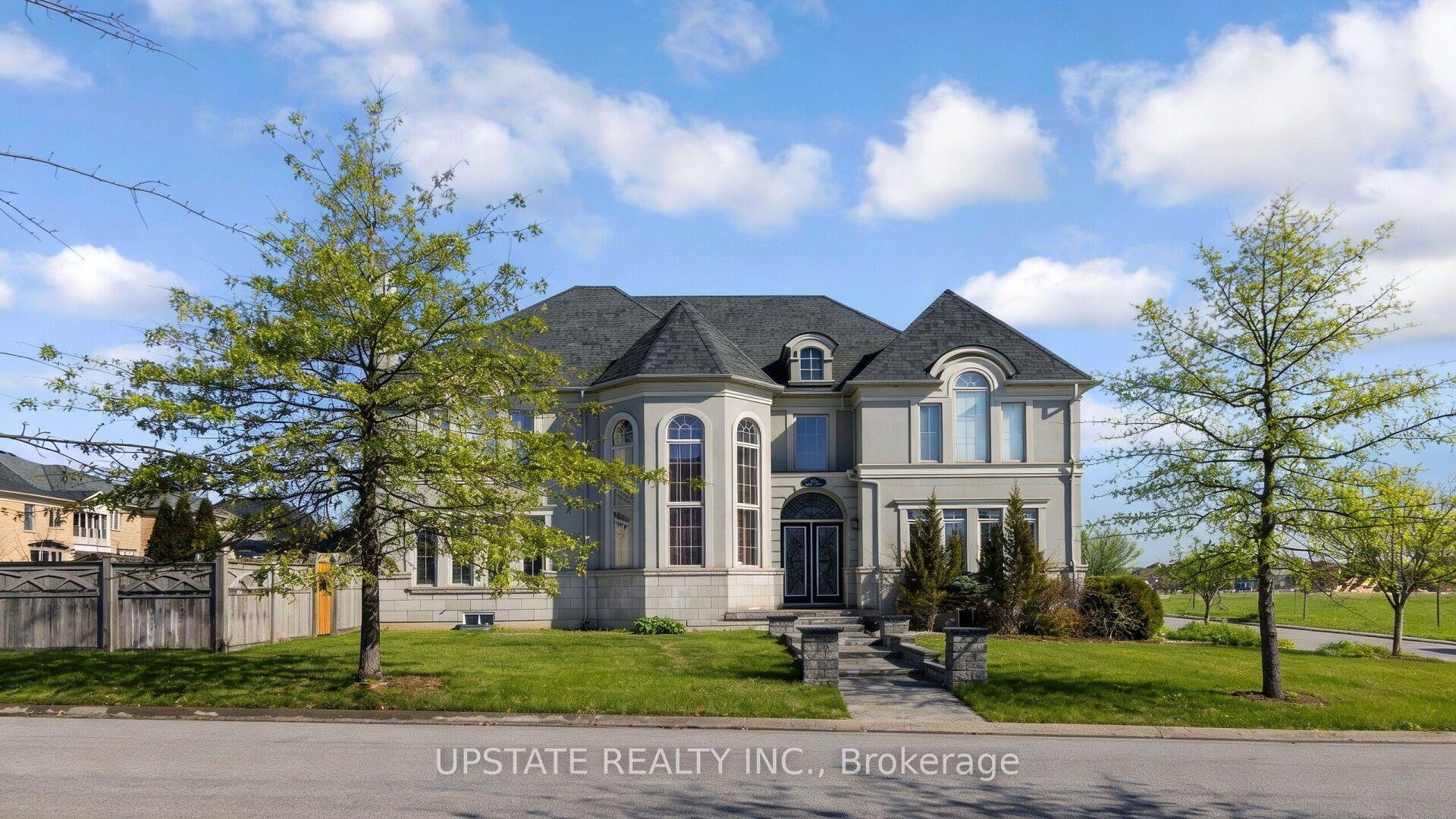 23 Dalmeny Drive — photo 1