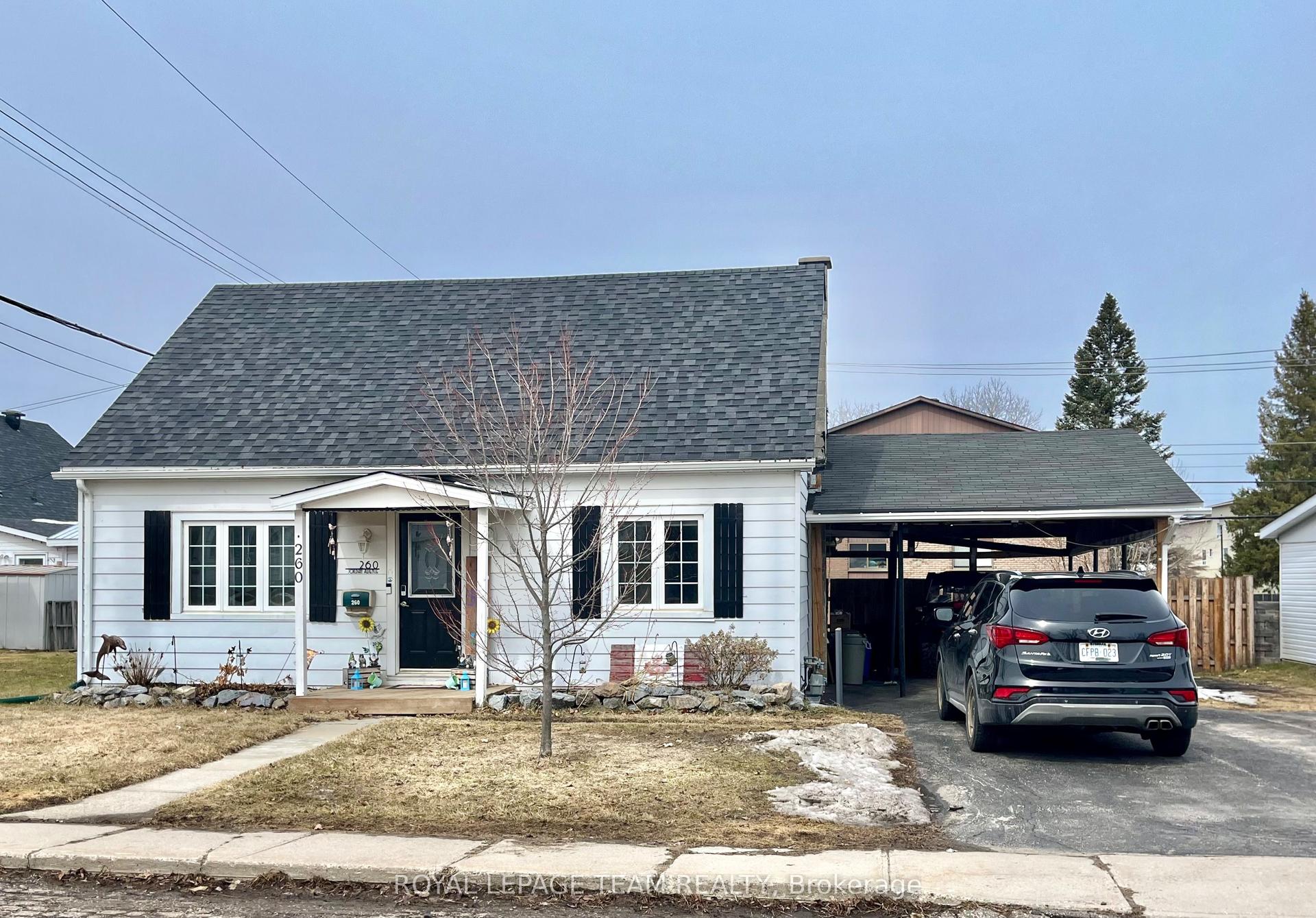 260 Jordan Avenue — photo 1
