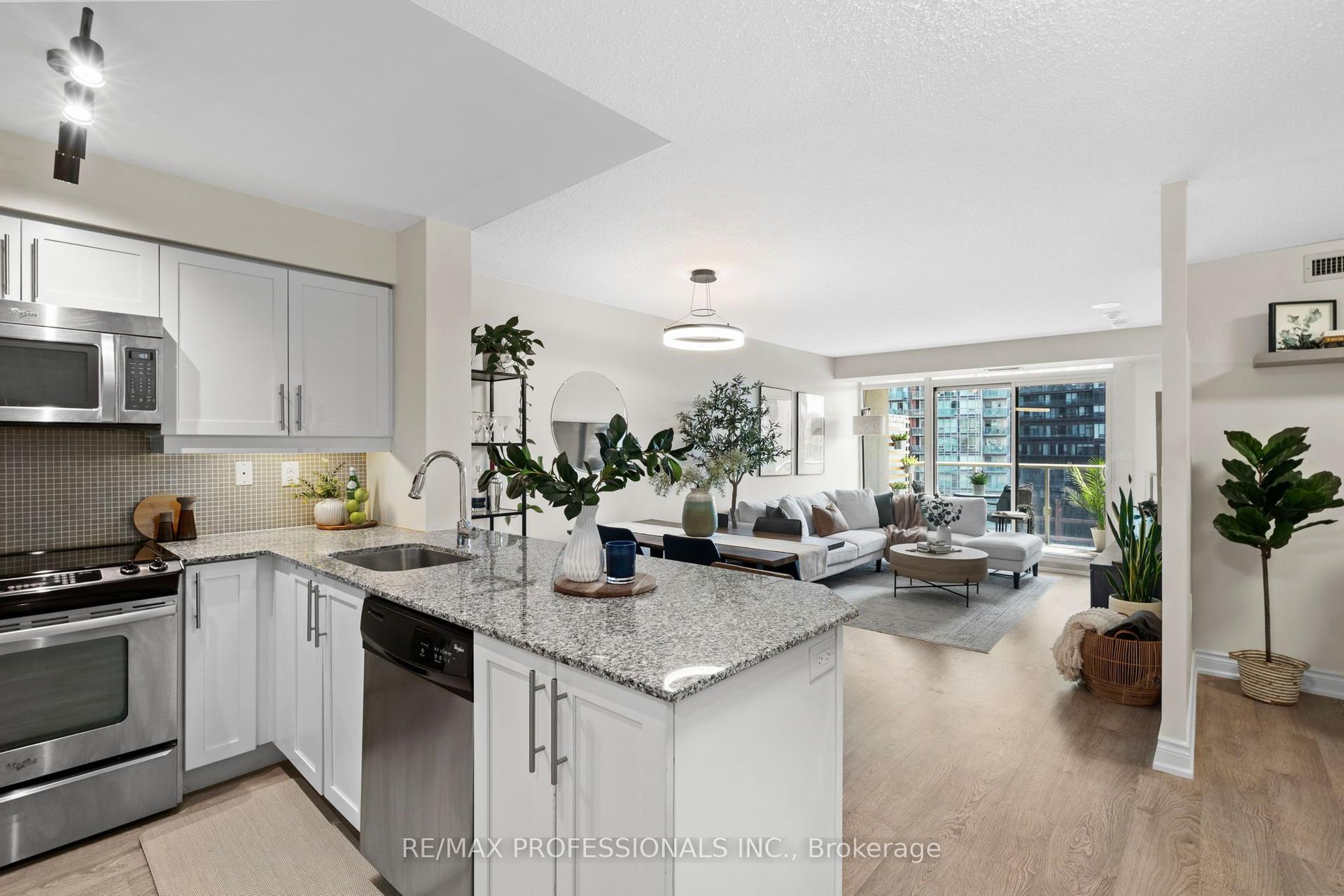 125 Western Battery Road 909 #909, Toronto — Condo for sale, photo 1