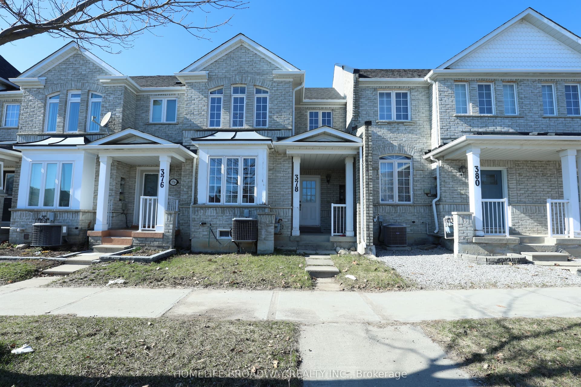 378 Bur Oak Avenue — photo 1