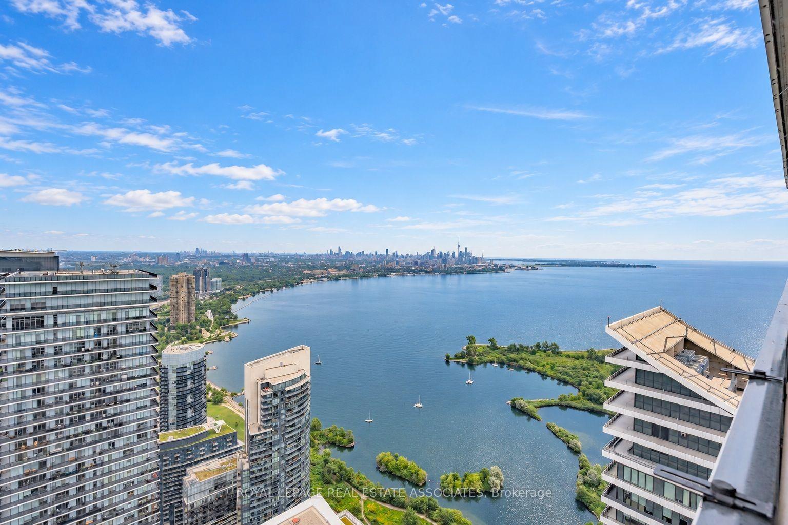 30 Shore Breeze Drive 6104 #6104, Toronto — Condo for sale, photo 1