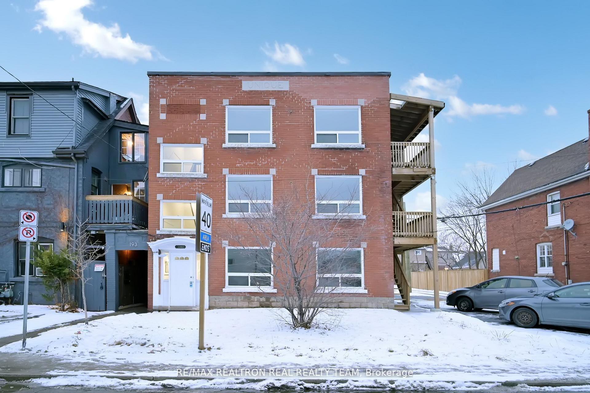 195 Balmoral Avenue N B3 #B3 — photo 1