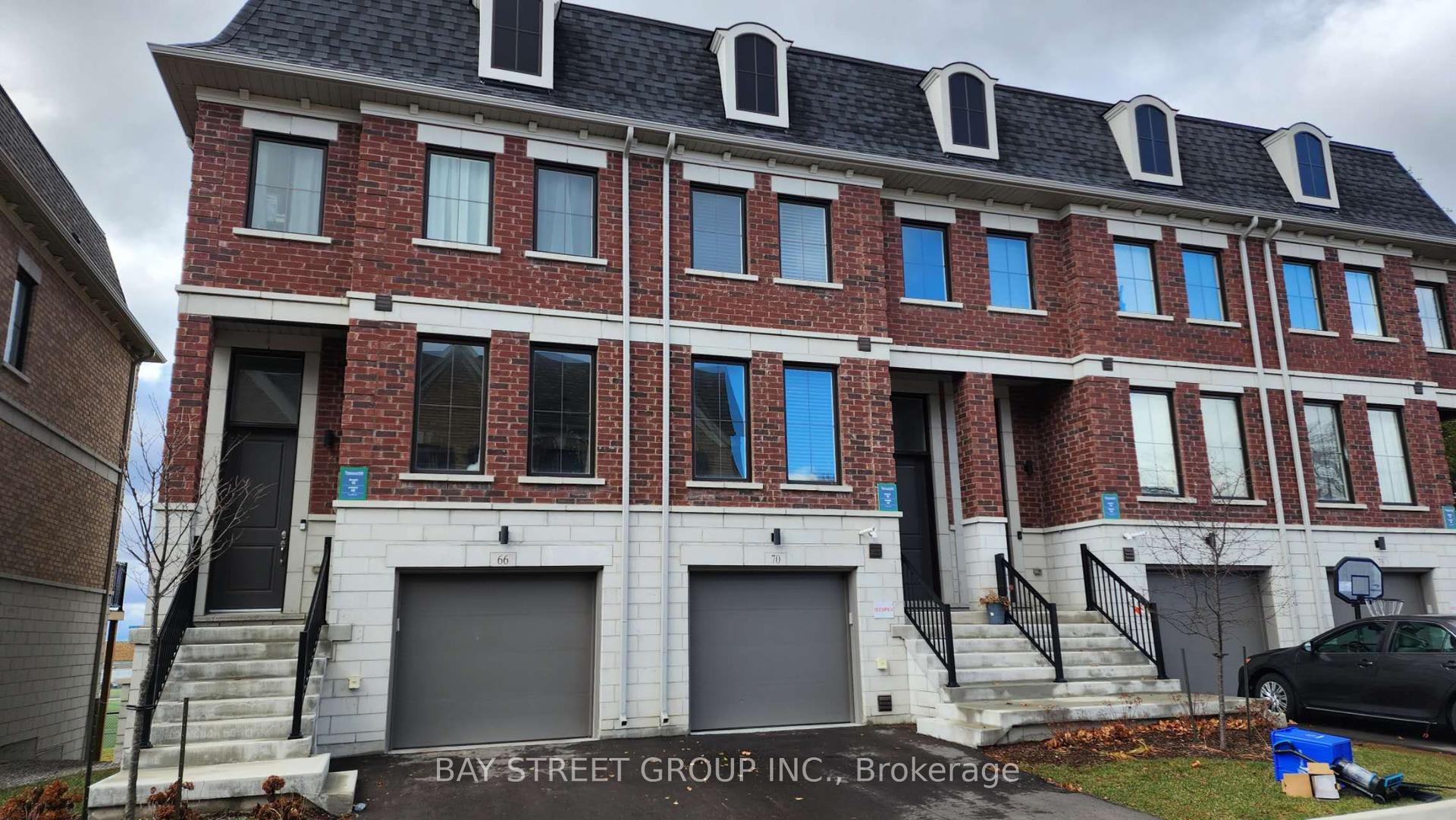 70 Seacoasts Circle, Vaughan — Townhouse for lease, photo 1