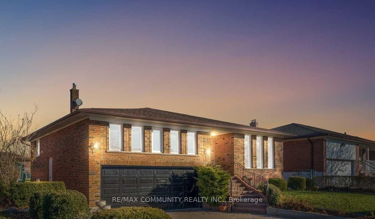 57 Corinthian Boulevard — photo 1