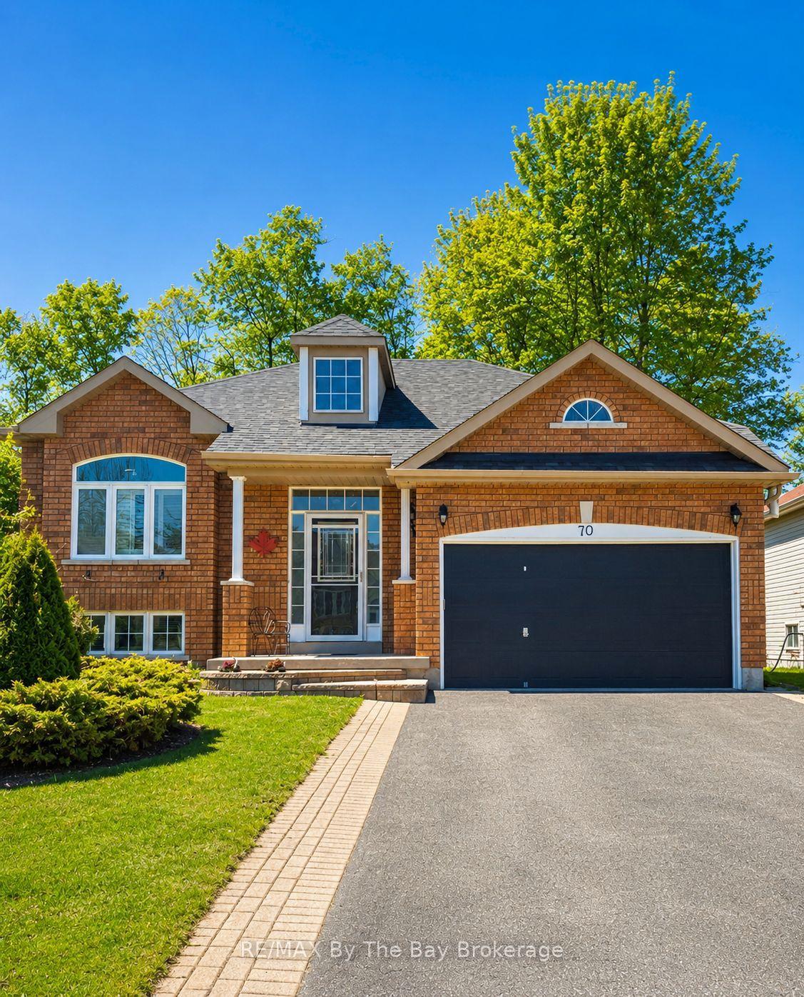 70 Rose Valley Way — photo 1