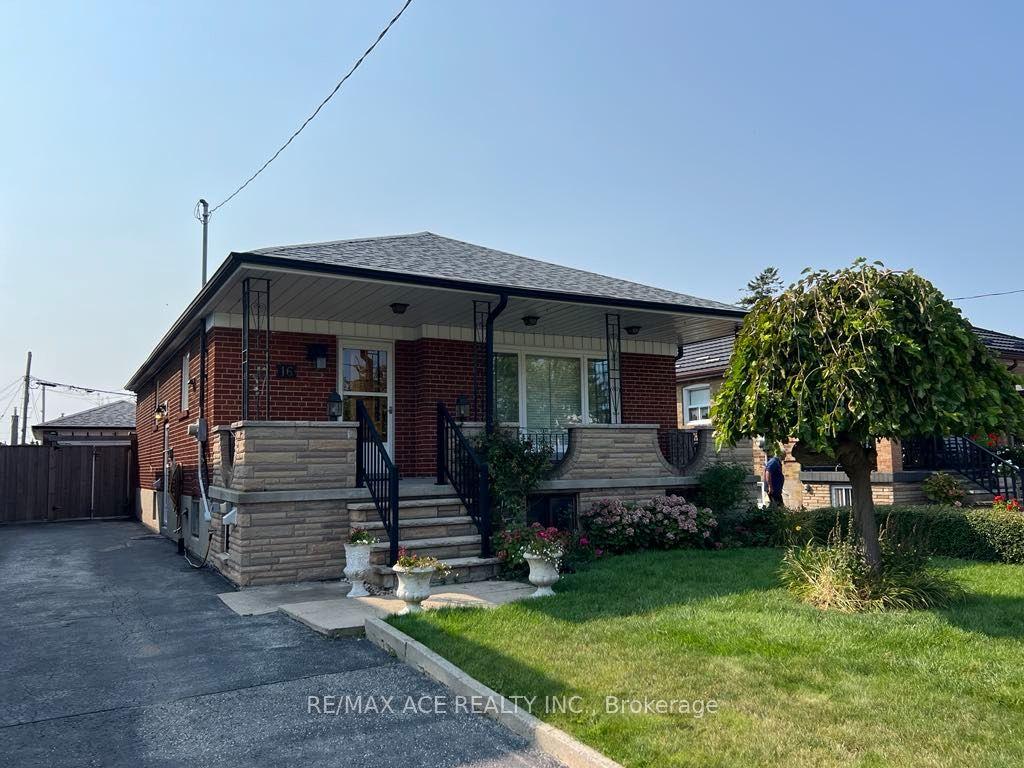 16 Marta Avenue Bsmt #Bsmt, Toronto — Detached for lease, photo 1