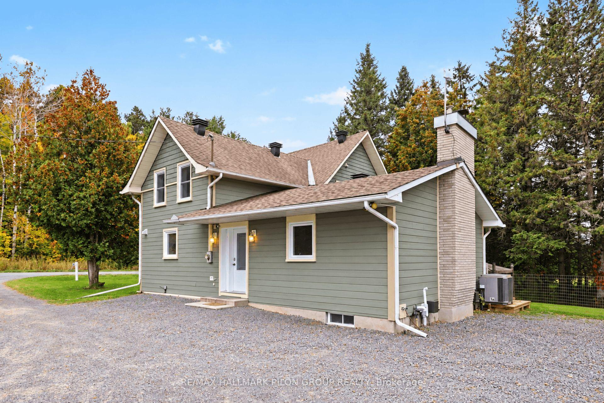 877 St Felix Road, Clarence-Rockland — Detached for sale, photo 1