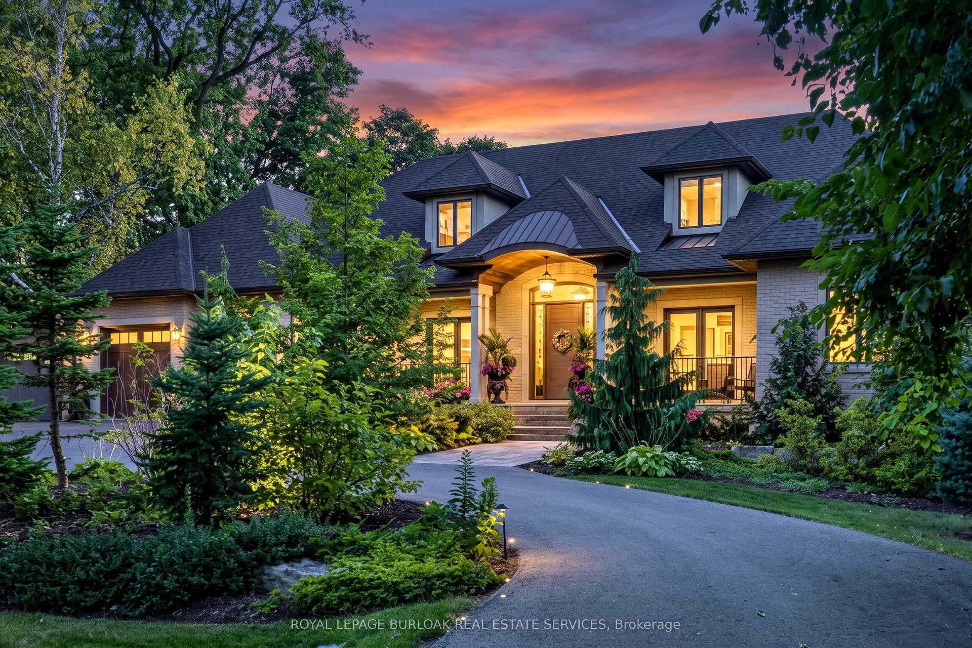 368 Fourth Line, Oakville — Detached for sale, photo 1