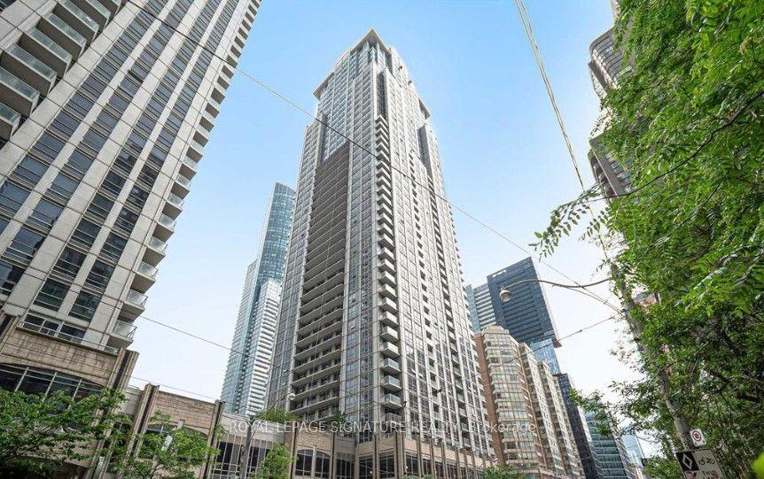 761 Bay Street 1204 #1204, Toronto — Condo for lease, photo 1