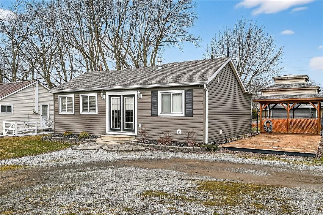 277 Blue Water Parkway — photo 1