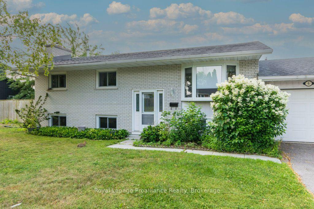 4 O'Neil Crescent, Quinte West — Detached for sale, photo 1