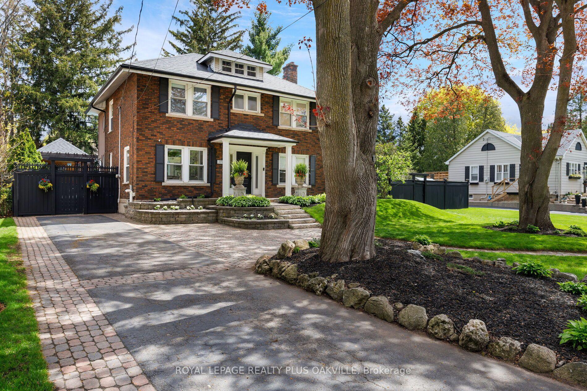 373 Rossmore Boulevard — photo 1