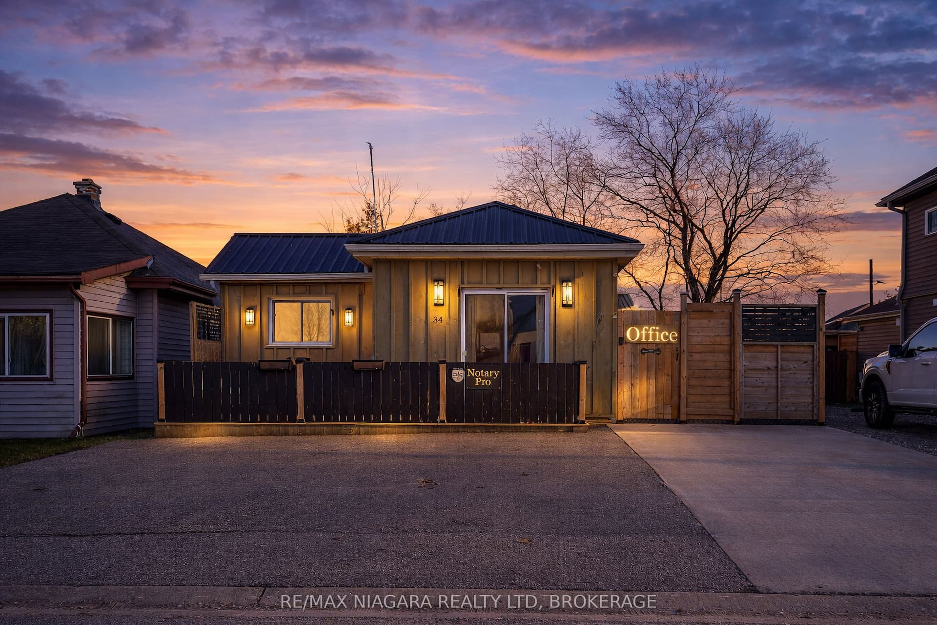 34 Pansy Avenue — photo 1